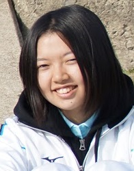 山川 莉沙